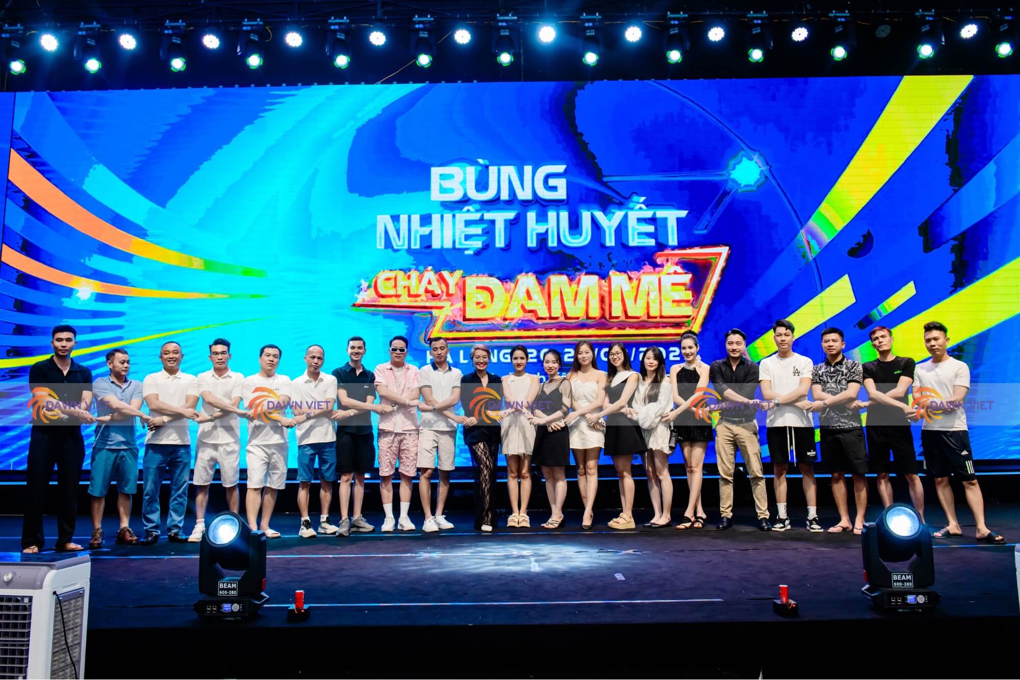 GALA DINNER 2025 “BÙNG NHIỆT HUYẾT – CHÁY ĐAM MÊ” CÙNG BAN HÀNH CHÍNH TẬP ĐOÀN SUNSHINE