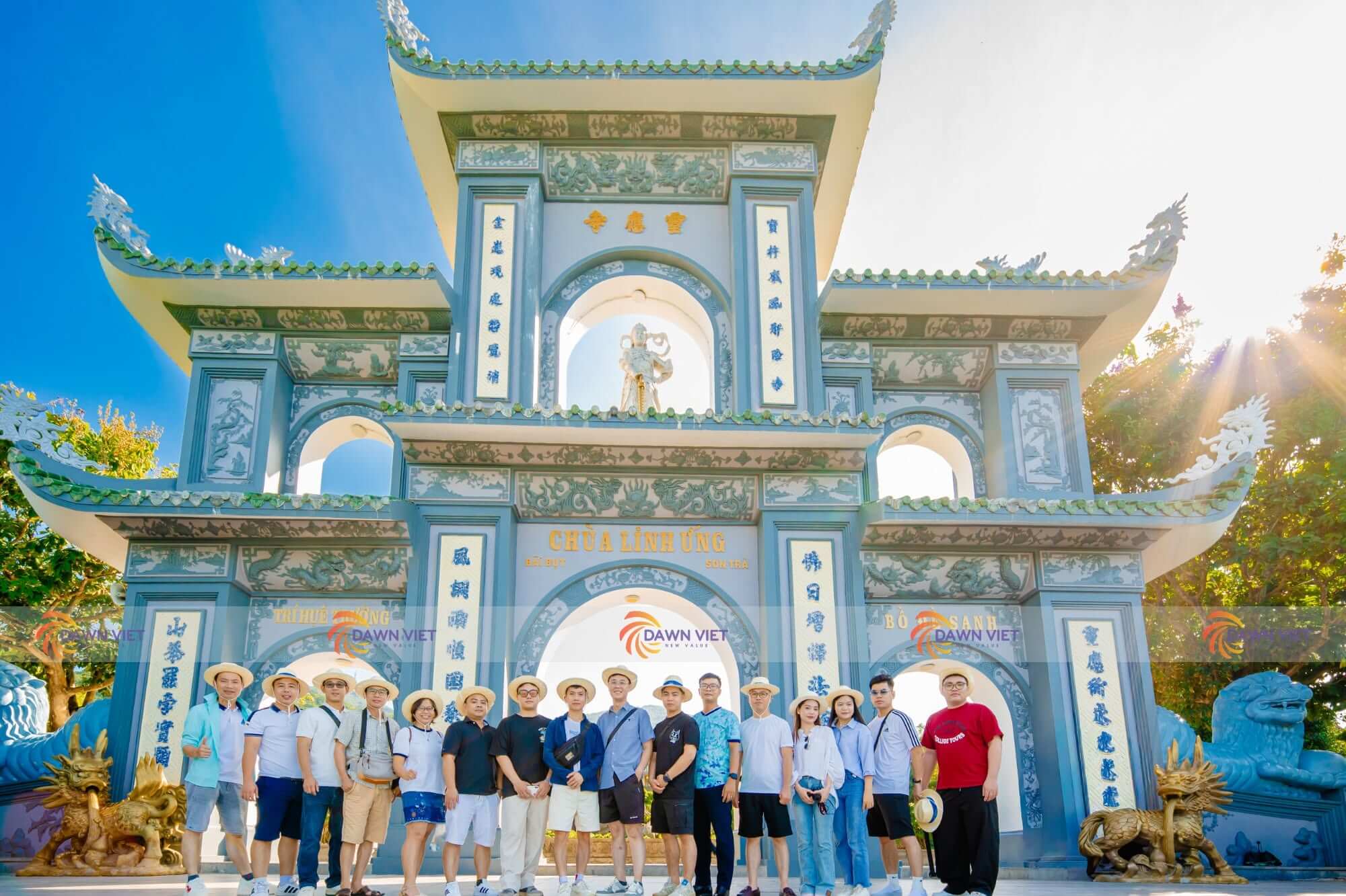 THAM QUAN CHÙA LINH ỨNG – BÁN ĐẢO SƠN TRÀ: ĐIỂM DỪNG CHÂN Ý NGHĨA TRONG HÀNH TRÌNH TRẢI NGHIỆM CỦA DELTA GROUP